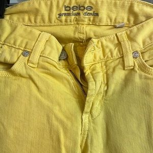 Bebe jeans size 28 yellow